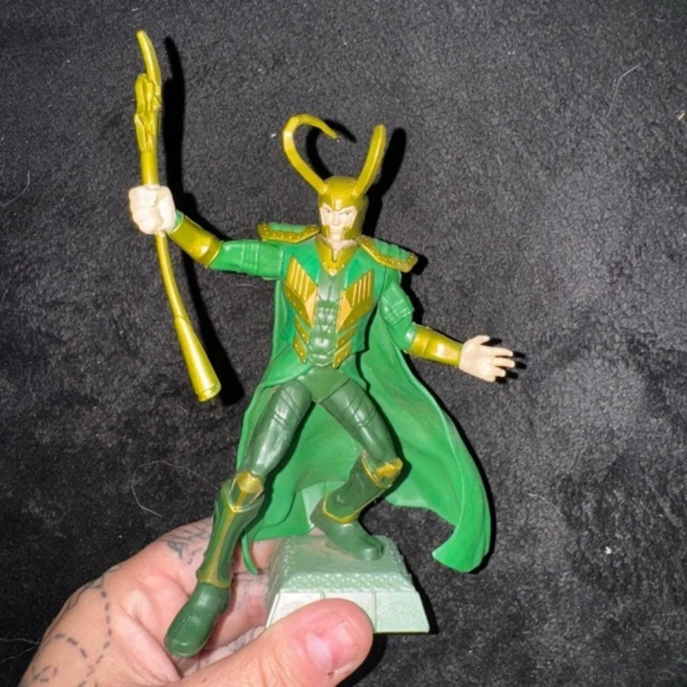Playmation Marvel Avengers Loki Avengers Figure